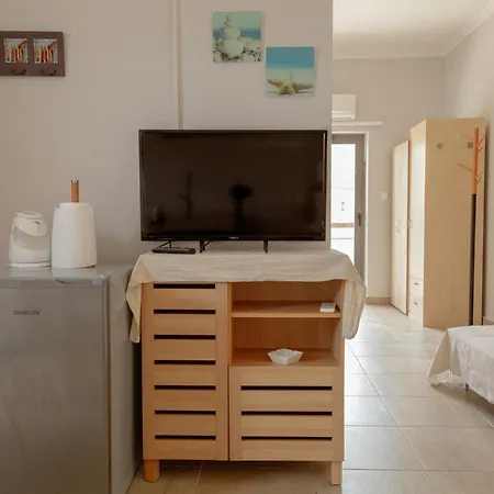 Apartment Nefeli Agia Marina (Crete)